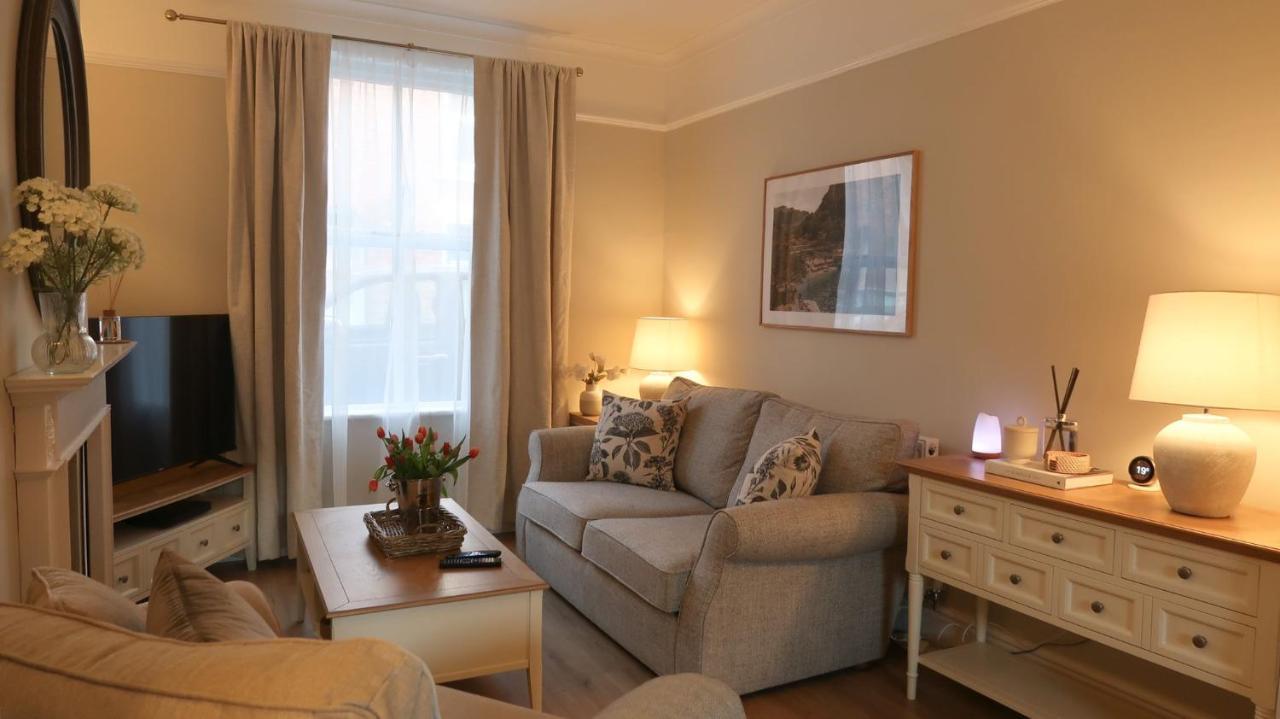 Luxury Living Outside The City Walls - Sleeps Six! Chester Dış mekan fotoğraf